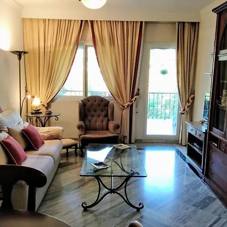 Cozy In Golden Mile Apartment *